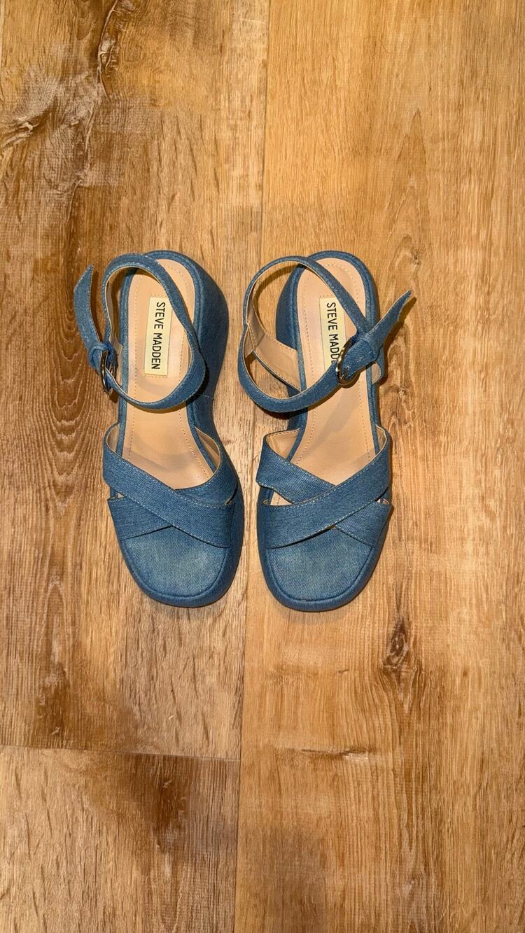 Steve Madden Denim Platform Wedge Sandals Size 7